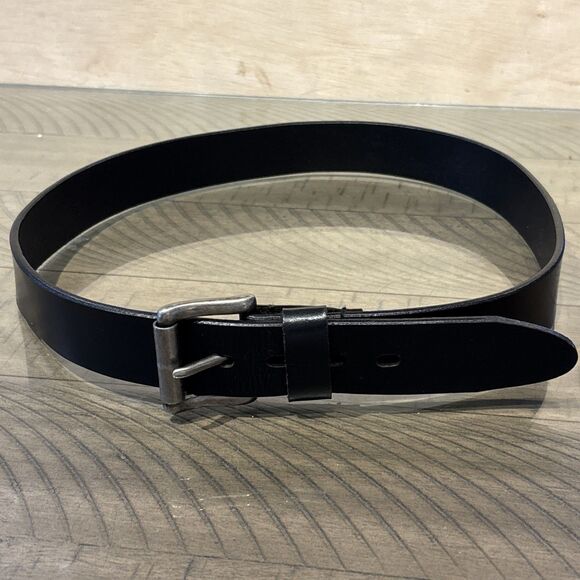 Black Belt  Leather With Silver Tone Buckle 34” - Picture 1 of 2